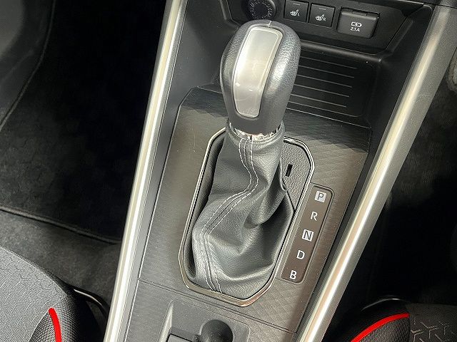 TOYOTA RAIZE HYBRID 2023