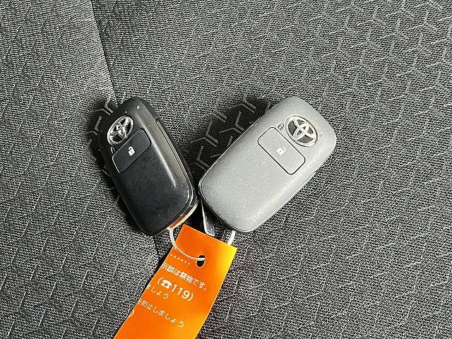 TOYOTA RAIZE HYBRID 2023