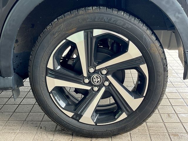 TOYOTA RAIZE HYBRID 2023