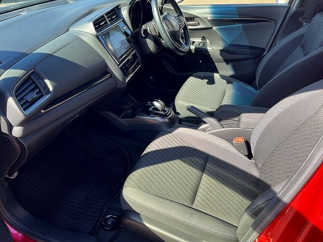 HONDA FIT HYBRID 2018