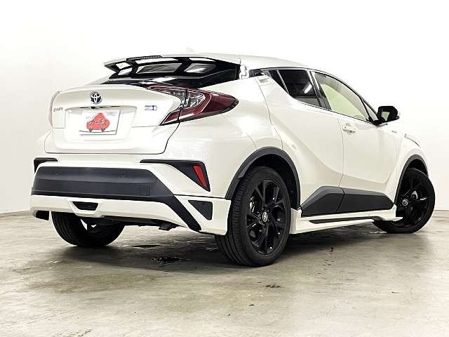 TOYOTA C-HR 2019