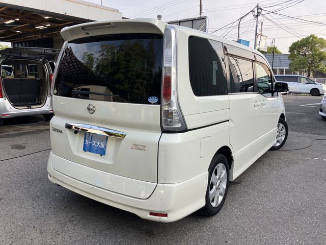 NISSAN SERENA  WG 2010