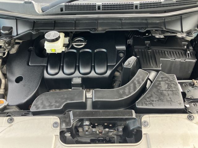 NISSAN ELGRAND  4WD 2010