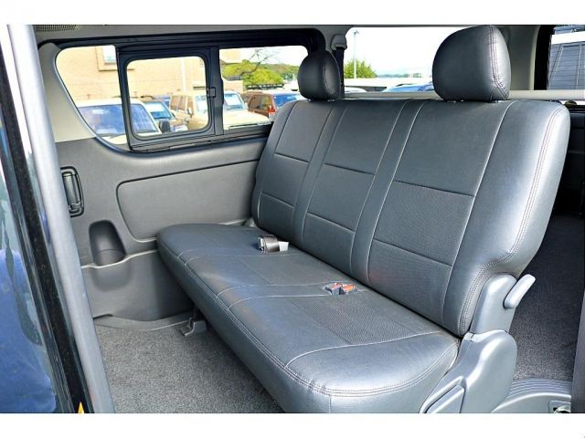 TOYOTA HIACE van 4WD 2020