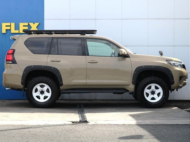 TOYOTA LANDCRUISER PRADO 2018
