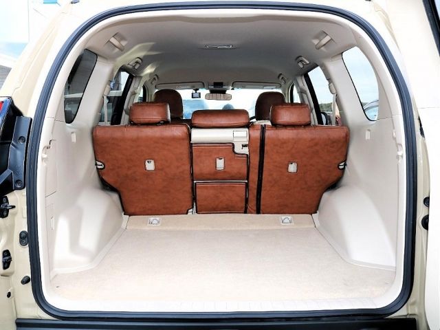 TOYOTA LANDCRUISER PRADO 2018