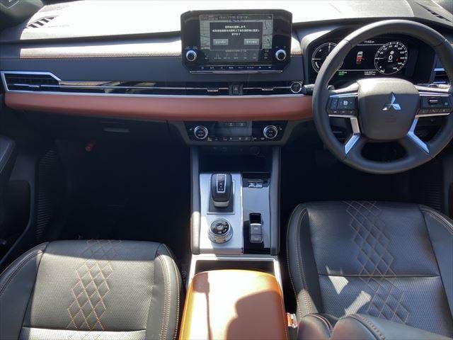 MITSUBISHI OUTLANDER PHEV 2022