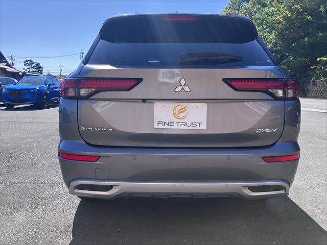 MITSUBISHI OUTLANDER PHEV 2022