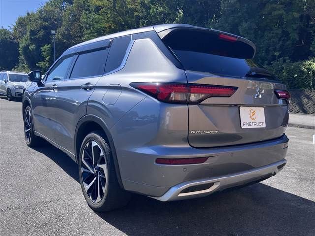 MITSUBISHI OUTLANDER PHEV 2022