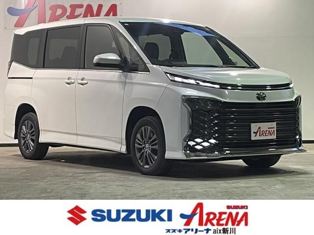 TOYOTA VOXY 4WD 2024