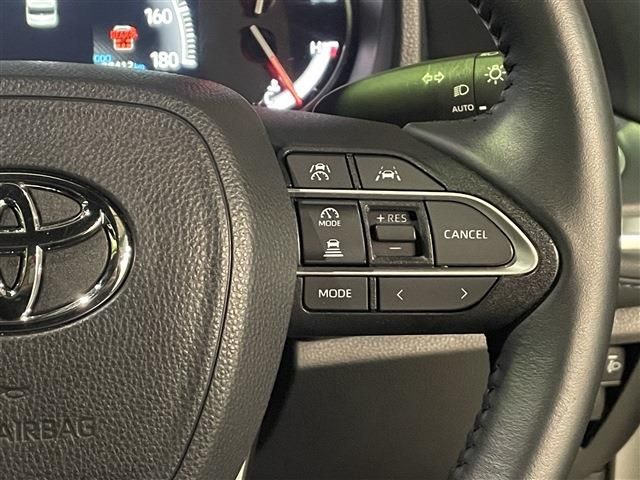 TOYOTA VOXY 4WD 2024