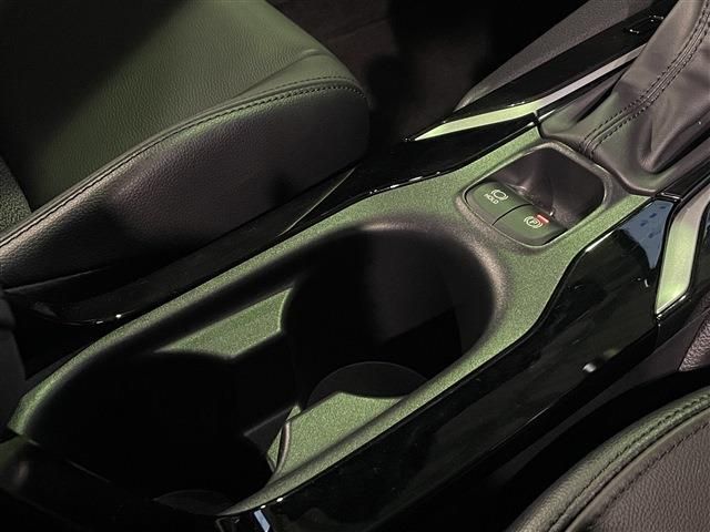 TOYOTA COROLLA CROSS HYBRID 2024