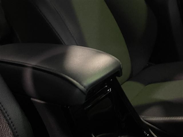 TOYOTA COROLLA CROSS HYBRID 2024