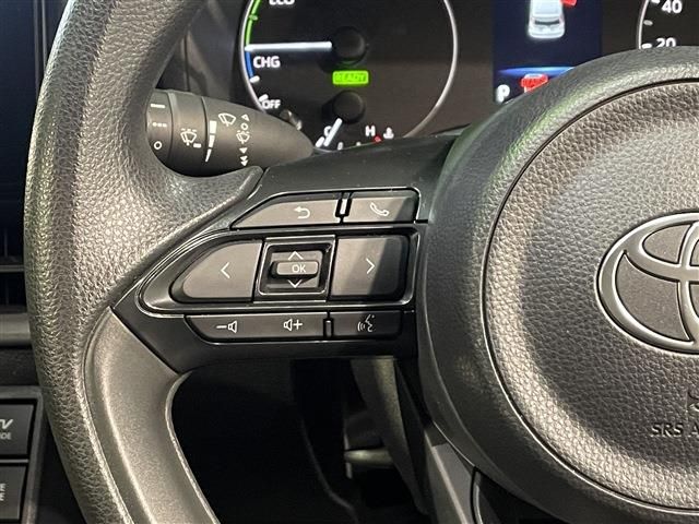 TOYOTA SIENTA HYBRID 2024