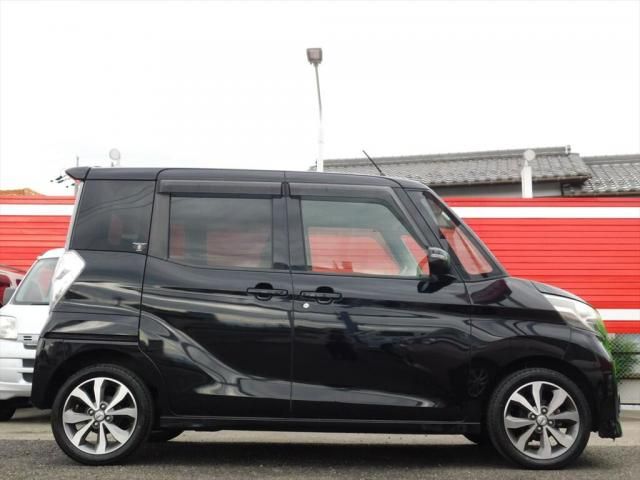 NISSAN DAYZ ROOX 2015