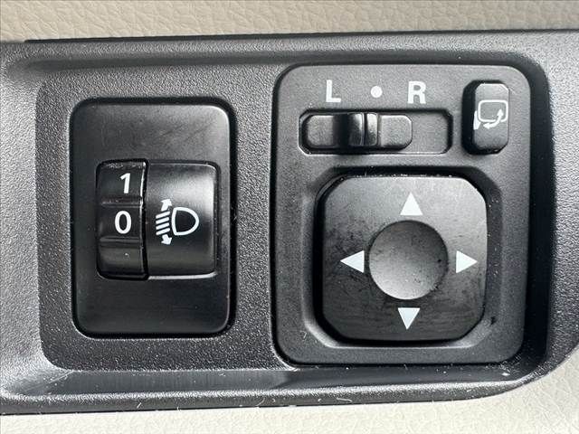 MITSUBISHI eK WAGON 2015