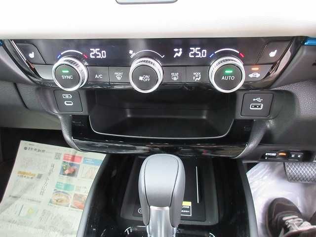 HONDA VEZEL e:HEV 2025