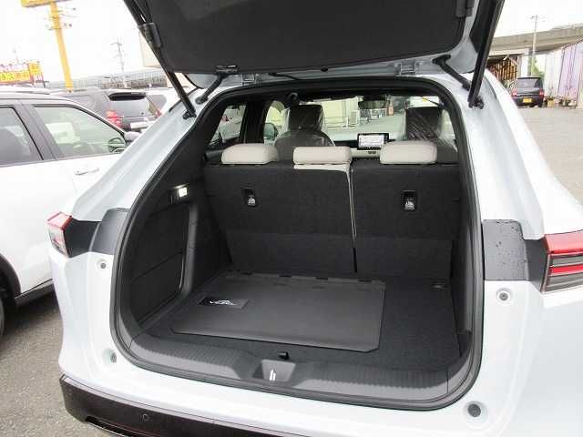 HONDA VEZEL e:HEV 2025