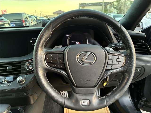 TOYOTA LEXUS LS500 2018
