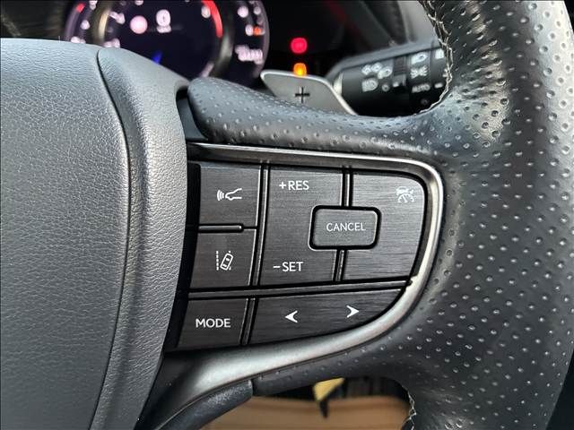 TOYOTA LEXUS LS500 2018