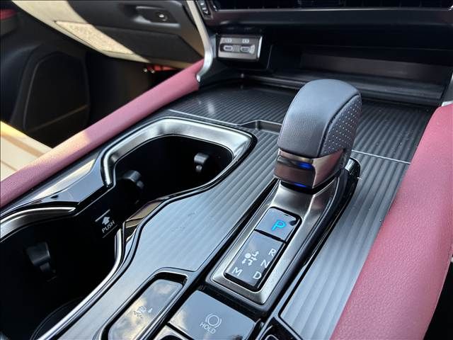 TOYOTA LEXUS RX500h 2024