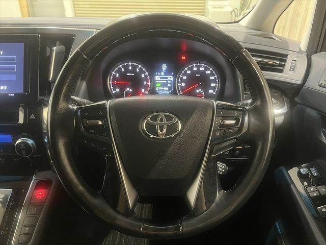 TOYOTA ALPHARD 2017