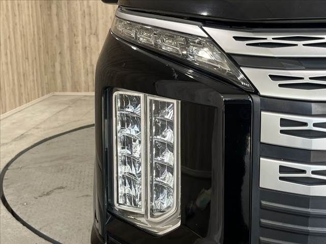 MITSUBISHI DELICA D:5 4WD 2019