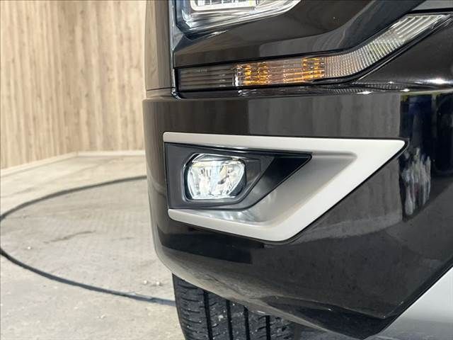 MITSUBISHI DELICA D:5 4WD 2019