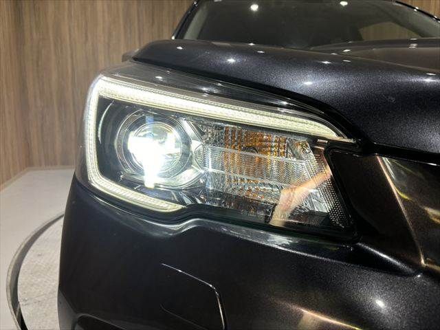 SUBARU FORESTER 2018