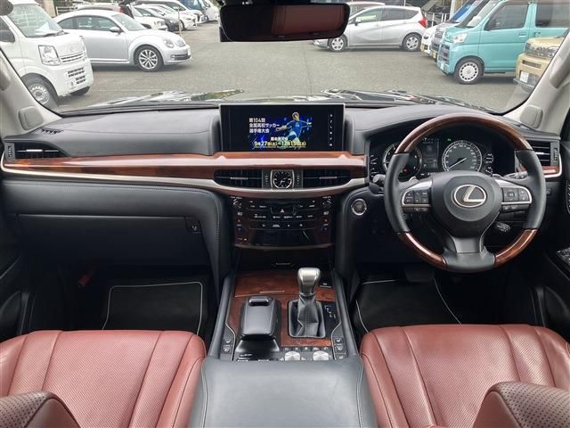 TOYOTA LEXUS LX570 AWD 2016