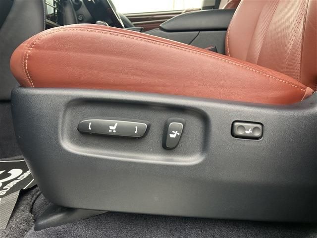 TOYOTA LEXUS LX570 AWD 2016