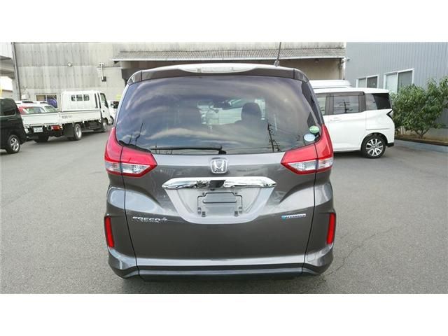 HONDA FREED plus HYBRID 2018