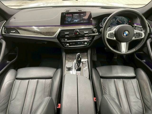 BMW BMW 5series TOURING 2018