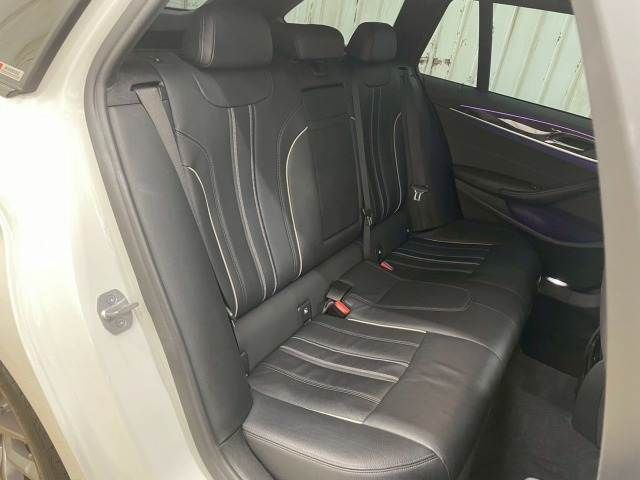 BMW BMW 5series TOURING 2018