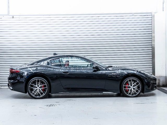 MASERATI MASERATI GRANTURISMO 2024