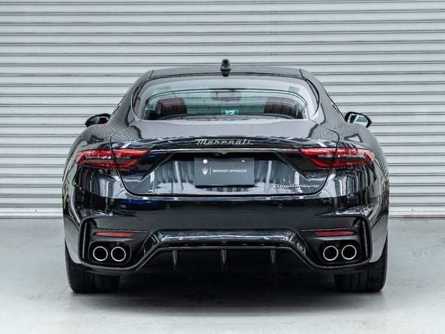 MASERATI MASERATI GRANTURISMO 2024