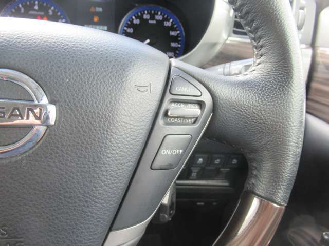 NISSAN ELGRAND  4WD 2016