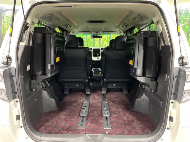 TOYOTA VELLFIRE 4WD 2013