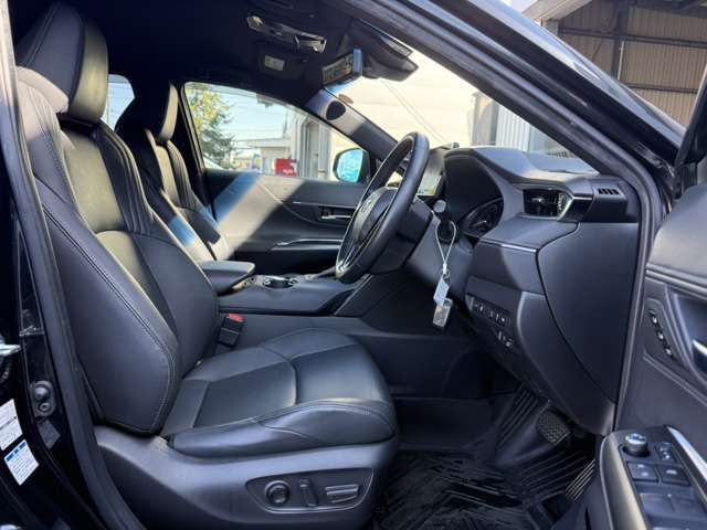 TOYOTA HARRIER 4WD 2021