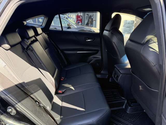 TOYOTA HARRIER 4WD 2021