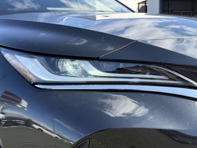 TOYOTA HARRIER 4WD 2021