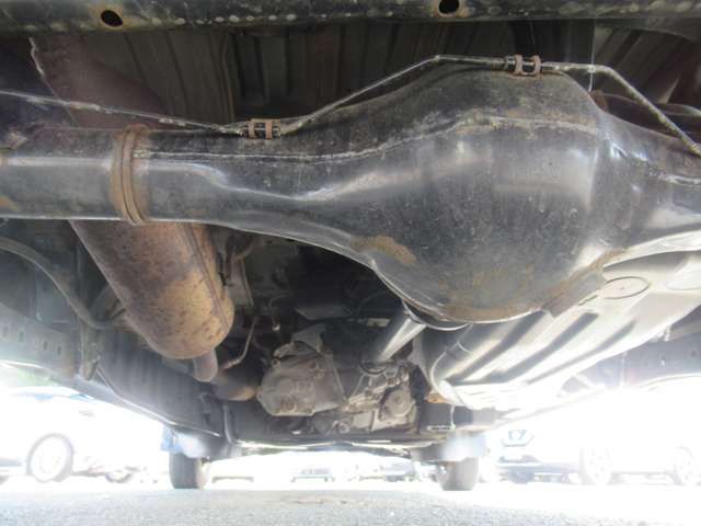 DAIHATSU HIJET CARGO 4WD 2015