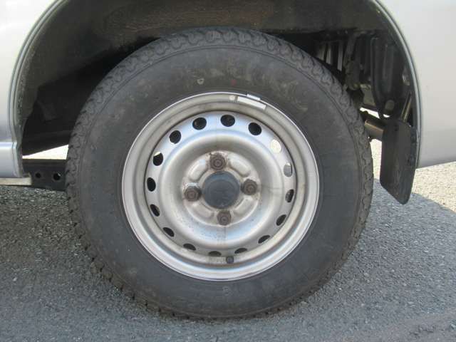 DAIHATSU HIJET CARGO 4WD 2015