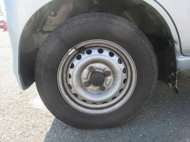 DAIHATSU HIJET CARGO 4WD 2015