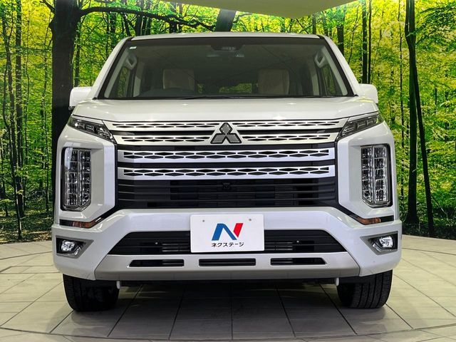 MITSUBISHI DELICA D:5 4WD 2024