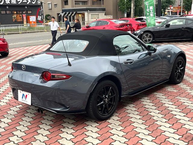 MAZDA ROADSTER 2023
