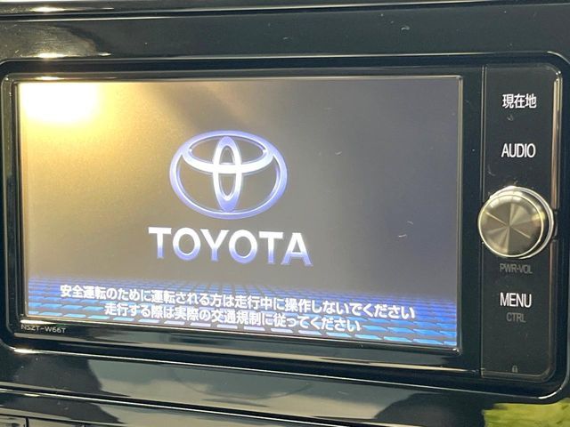 TOYOTA PRIUS 2016