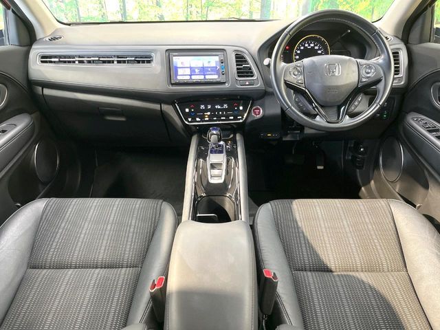 HONDA VEZEL HYBRID 2017