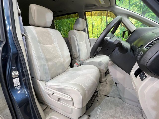 NISSAN SERENA  WG 4WD 2012