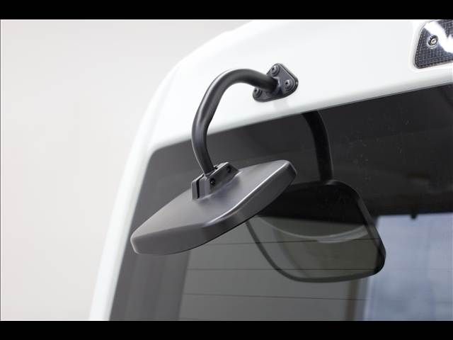 MITSUBISHI MINICAB-MiEV 2020